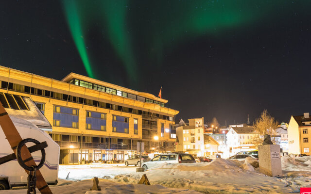 Thon Hotel Harstad вид на фасад