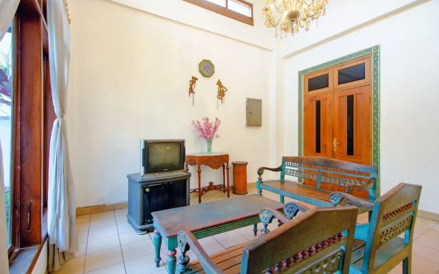 Oyo 1602 Trim Tiga Hotel