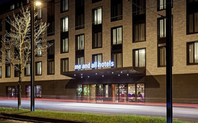 hotelImage