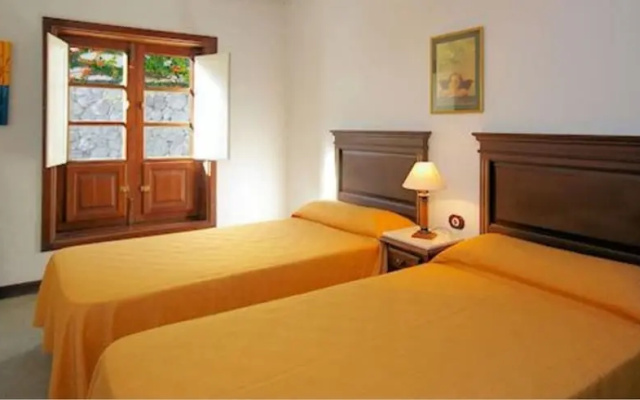 Villa - 3 Bedrooms with Pool - 103087