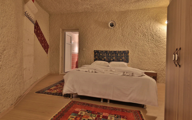 Mia Cappadocia Cave Hotel