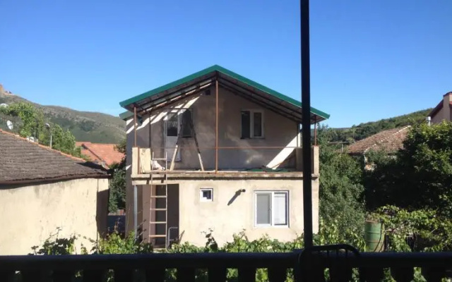 Nika Guest House