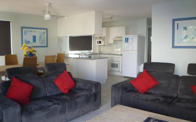 Lindomare Apartments