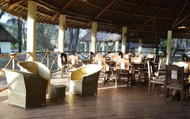 Doa Doa Safari Club