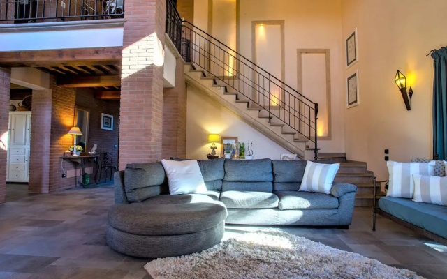 Pleasant Villa in Peccioli With Private Swimming Pool