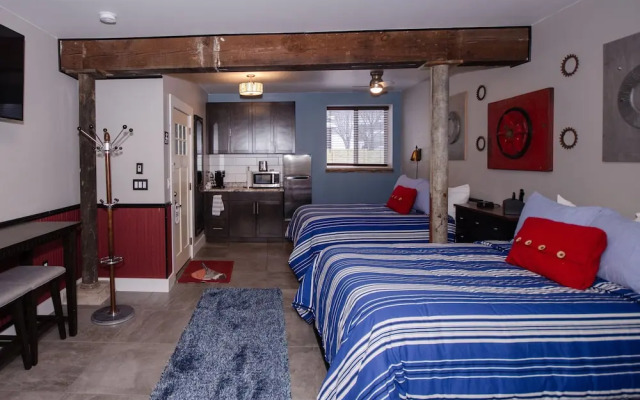 Tobacco Warehouse Inn