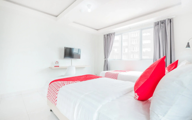 OYO Flagship 210 Amethyst Kemayoran Near RSUD Pademangan
