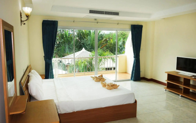 Replica Resort