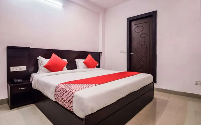 OYO 23296 Hotel Quality Time