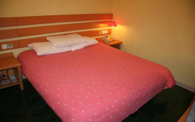 Qingdao Home Inn - Xianggang East Road