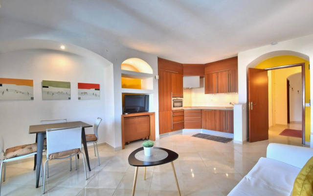 Bellavista Avenida By BeGuest