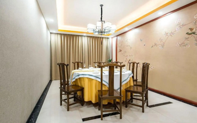 LANOU Hotel (Lianyungang Donghai Anfeng Town)
