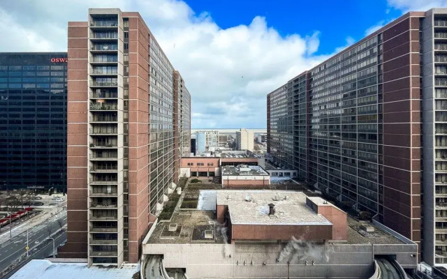 The Luckman Apartments by Barsala