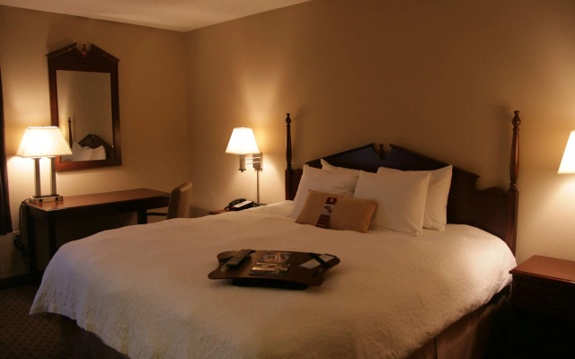Hampton Inn Olathe