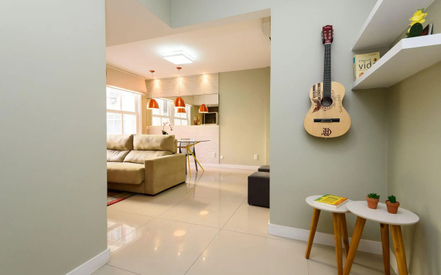 Moderno Apartamento Em Copacabana | Br 737/504