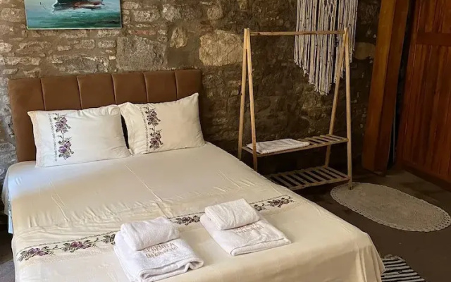 Serenita Taş Konak Otel