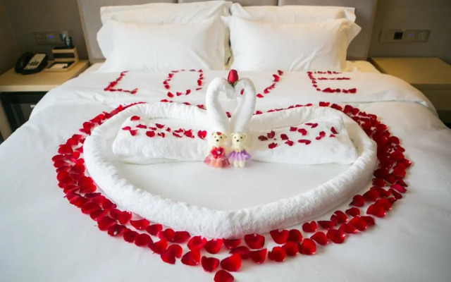 Lavande Hotel Wuhan Wusheng Road