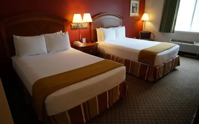Riverside Hotel