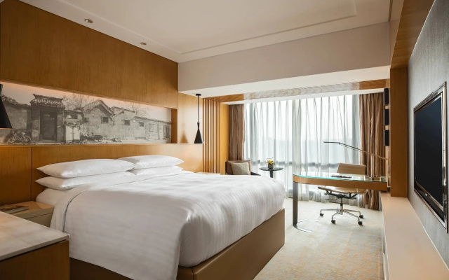 Отель Renaissance Beijing Wangfujing Hotel