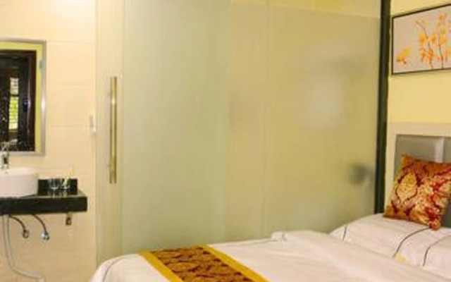 Yimi Hotel (Guangzhou Linhexi Metro Station)