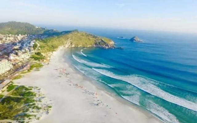 Praia do Forno Gruta Azul