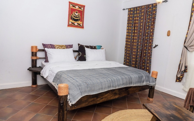 Kitunduni Lodge