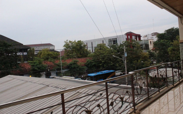 Imam Bonjol Hostel