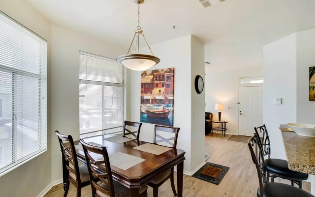 12 Mi to Old Town: Condo w/ Pool & Balcony!