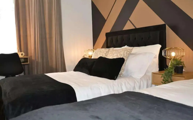 Sleek Apartment in Cosy Coventry