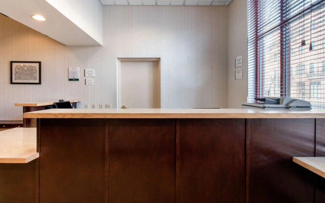 University Hotel & Suites Shippensburg, Trademark by Wyndham