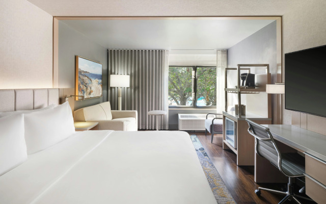 Hotel Indigo Long Island - East End by IHG