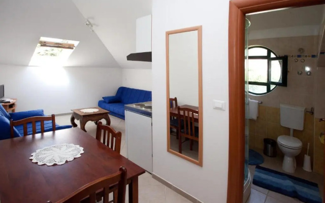 Yacht Beach Apartments