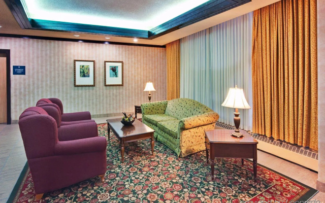 Holiday Inn Peterborough-Waterfront, ON by IHG