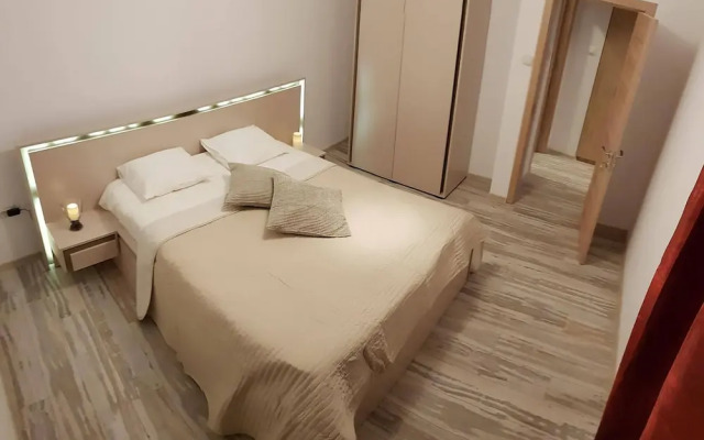 Bucharest Wander - Old Town Apartments