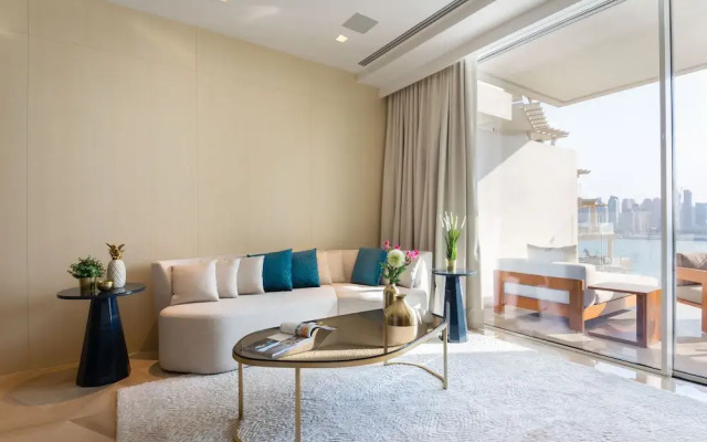 Maison Privee Five
