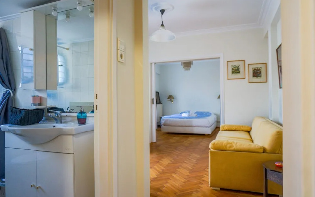 Paradise 7 Apt in Plaka,Athens