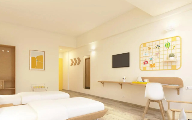 Bloom Hotel - Sector 62