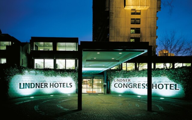 Отель Lindner Congress Hotel Германия, Дюссельдорф - отзывы, цены и фото номеров - забронировать отель Lindner Congress Hotel онлайн вид на фасад