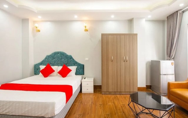 OYO 411 Van Nam Hotel