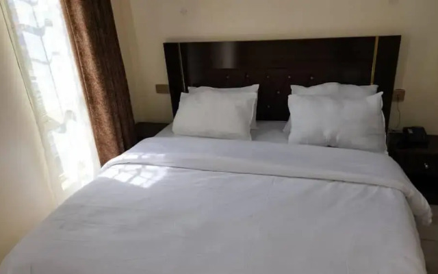 Ceetran Hotels