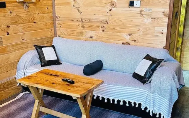 Stiela Suit Bungalov