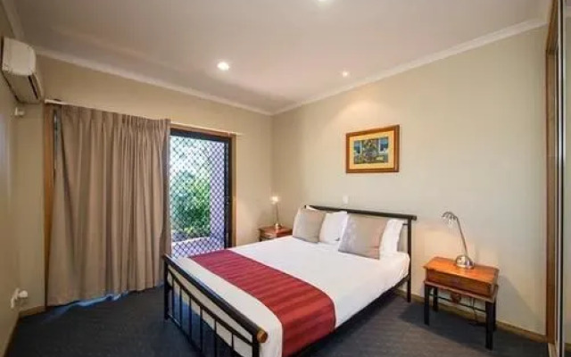 Portside Excutive Apartments
