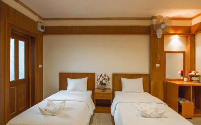 Pakkhat Grand Resort