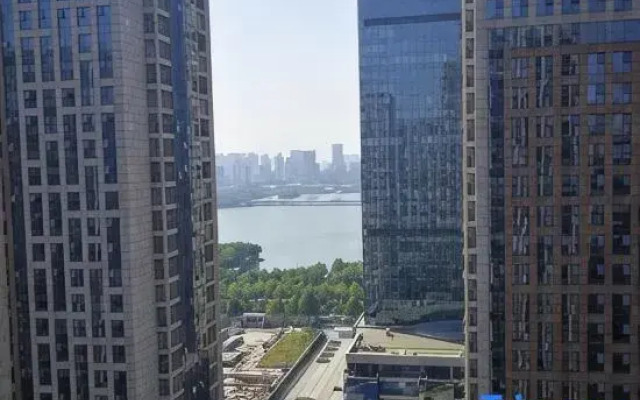 Baoli International Apartment (Hefei Swan Lake Branch)