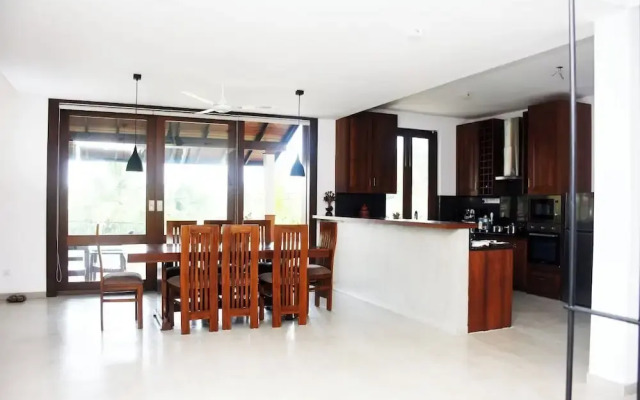 Labuduwa Villa in Galle.