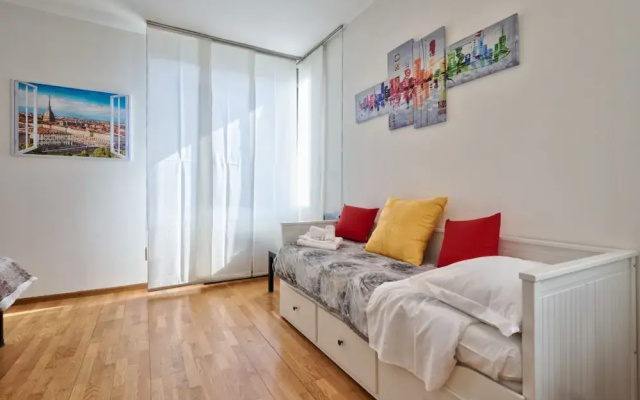 Porta Nuova & Valentino Apartment