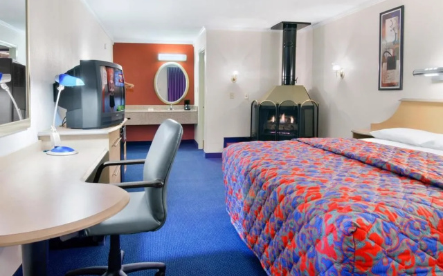Motel 6 Gatlinburg Smoky Mountains