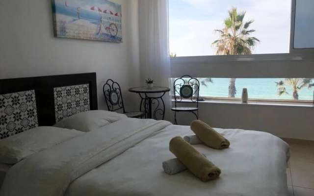 Suite sea view Jacuzzi from R&A Group