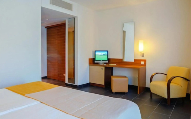 Отель Robinson Quinta da Ria