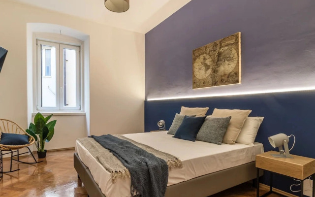 Ghiberti Apartments - Prussian Blue